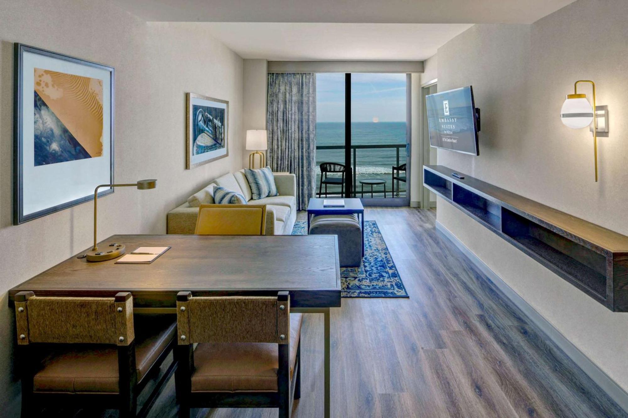 Embassy Suites By Hilton Virginia Beach Oceanfront Resort Esterno foto