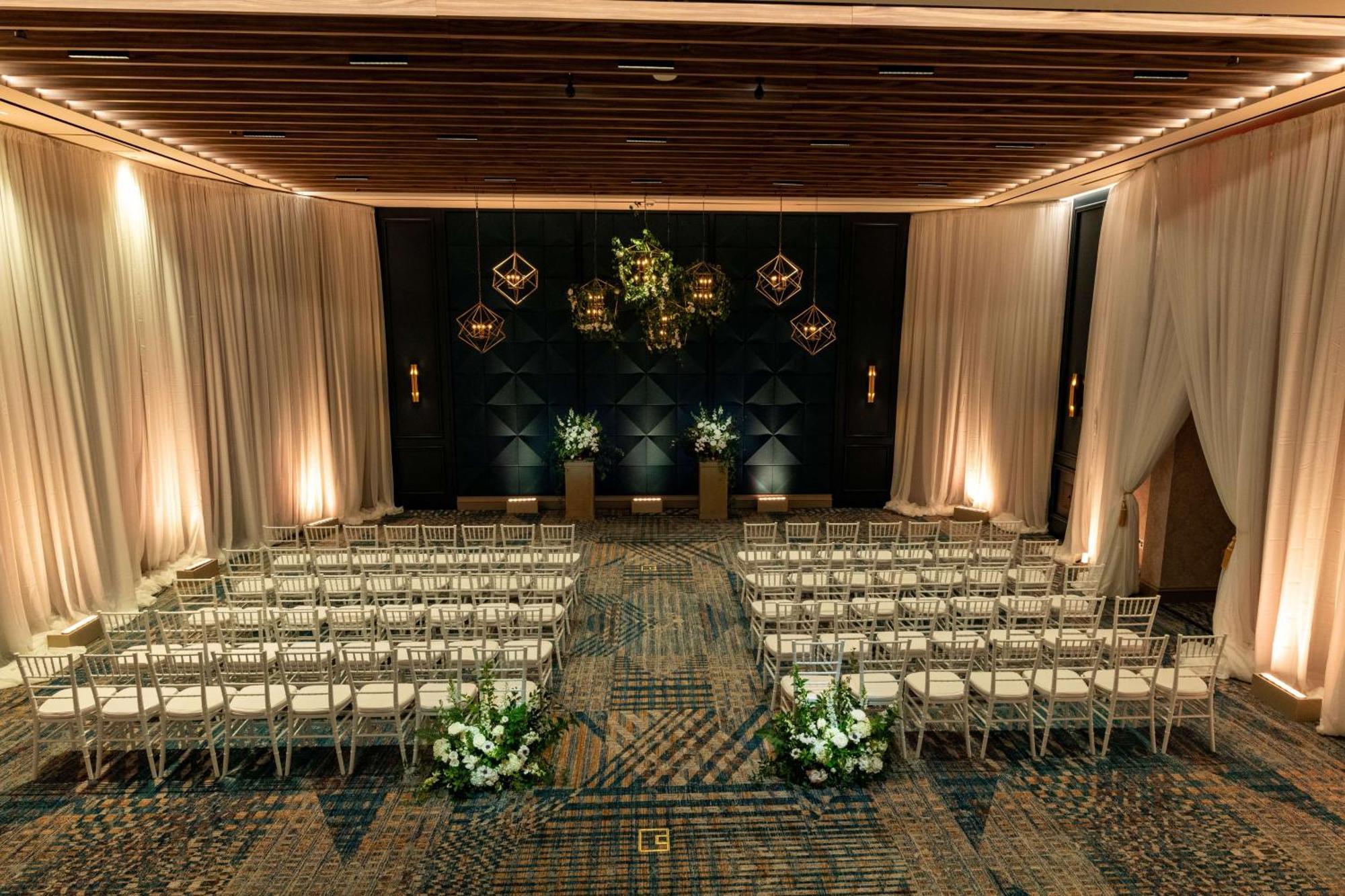 Embassy Suites By Hilton Virginia Beach Oceanfront Resort Esterno foto