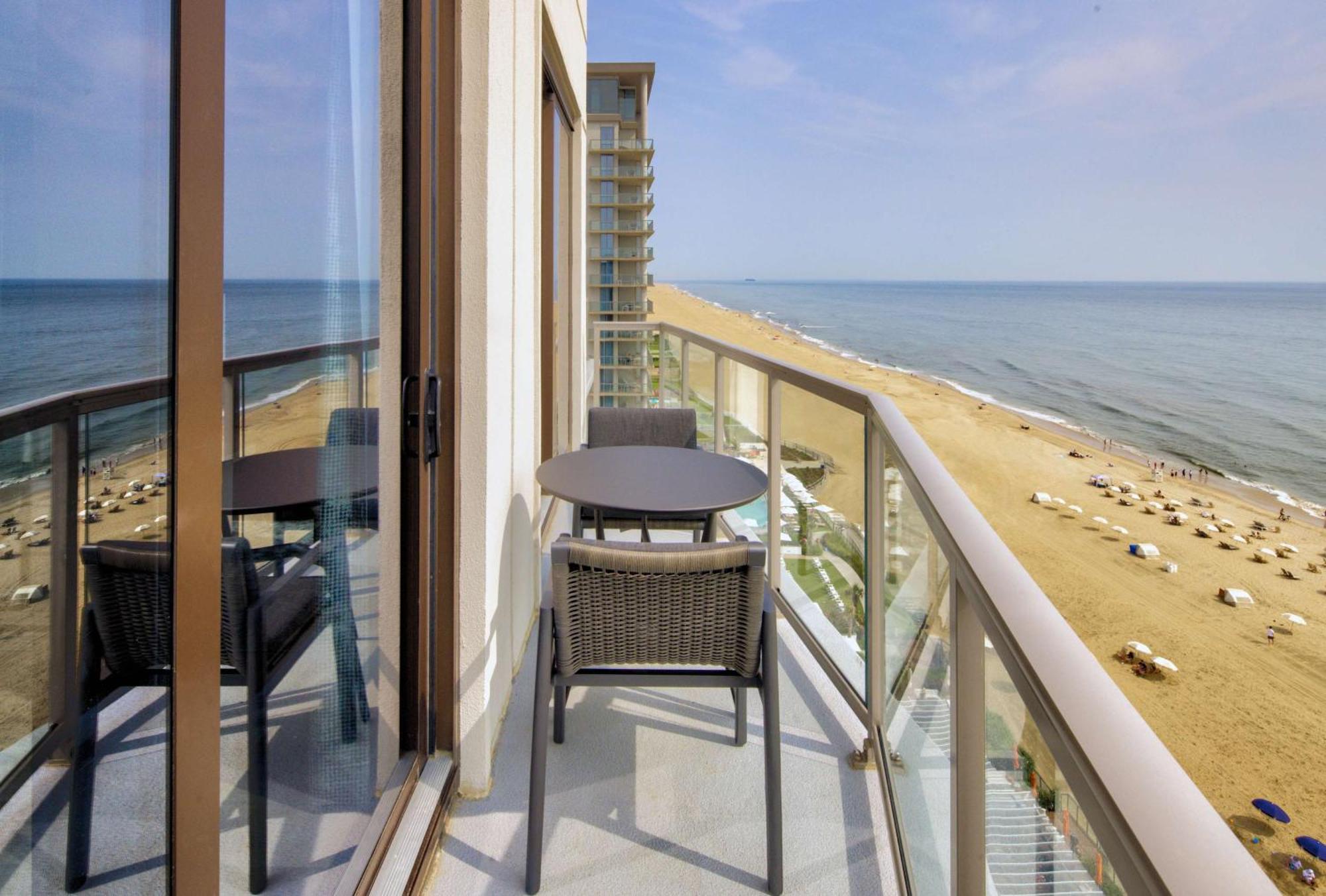 Embassy Suites By Hilton Virginia Beach Oceanfront Resort Esterno foto
